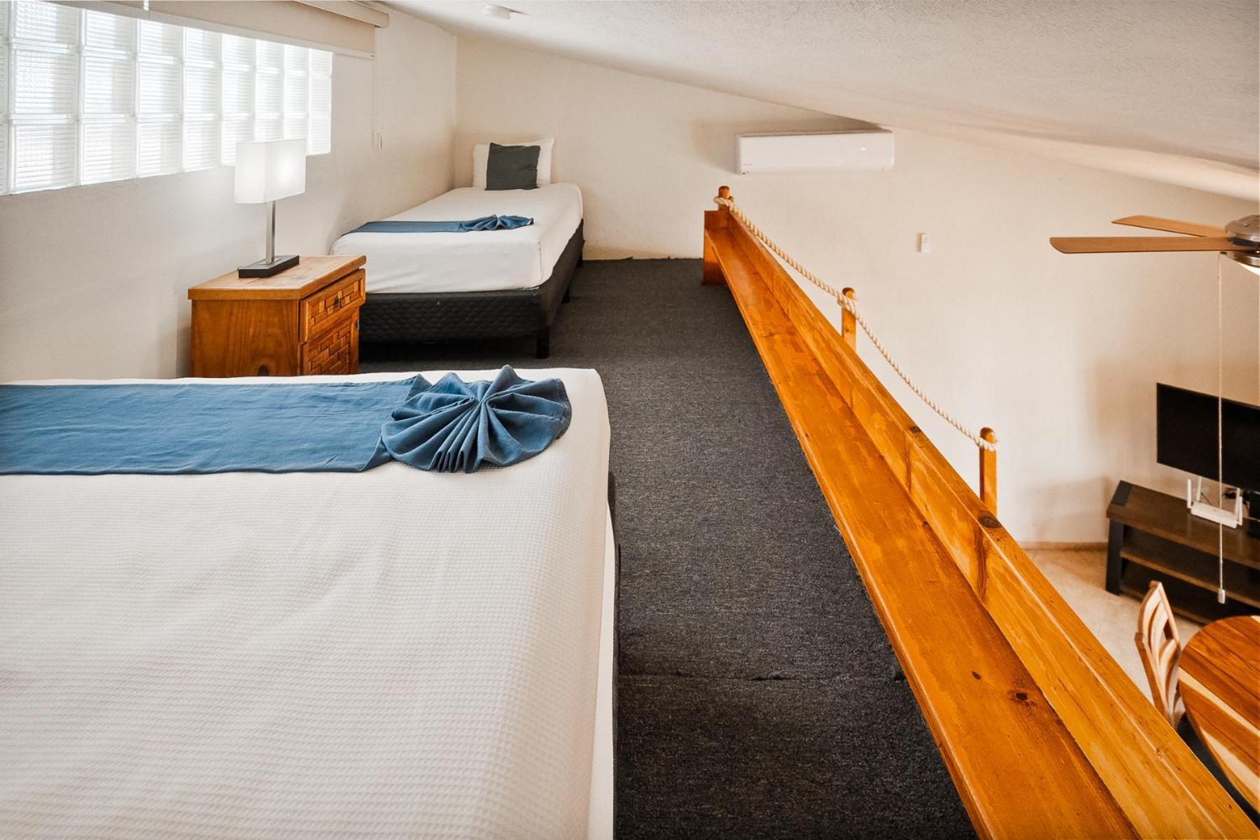 Hotel & Suites El Moro Ла Пас Екстериор снимка
