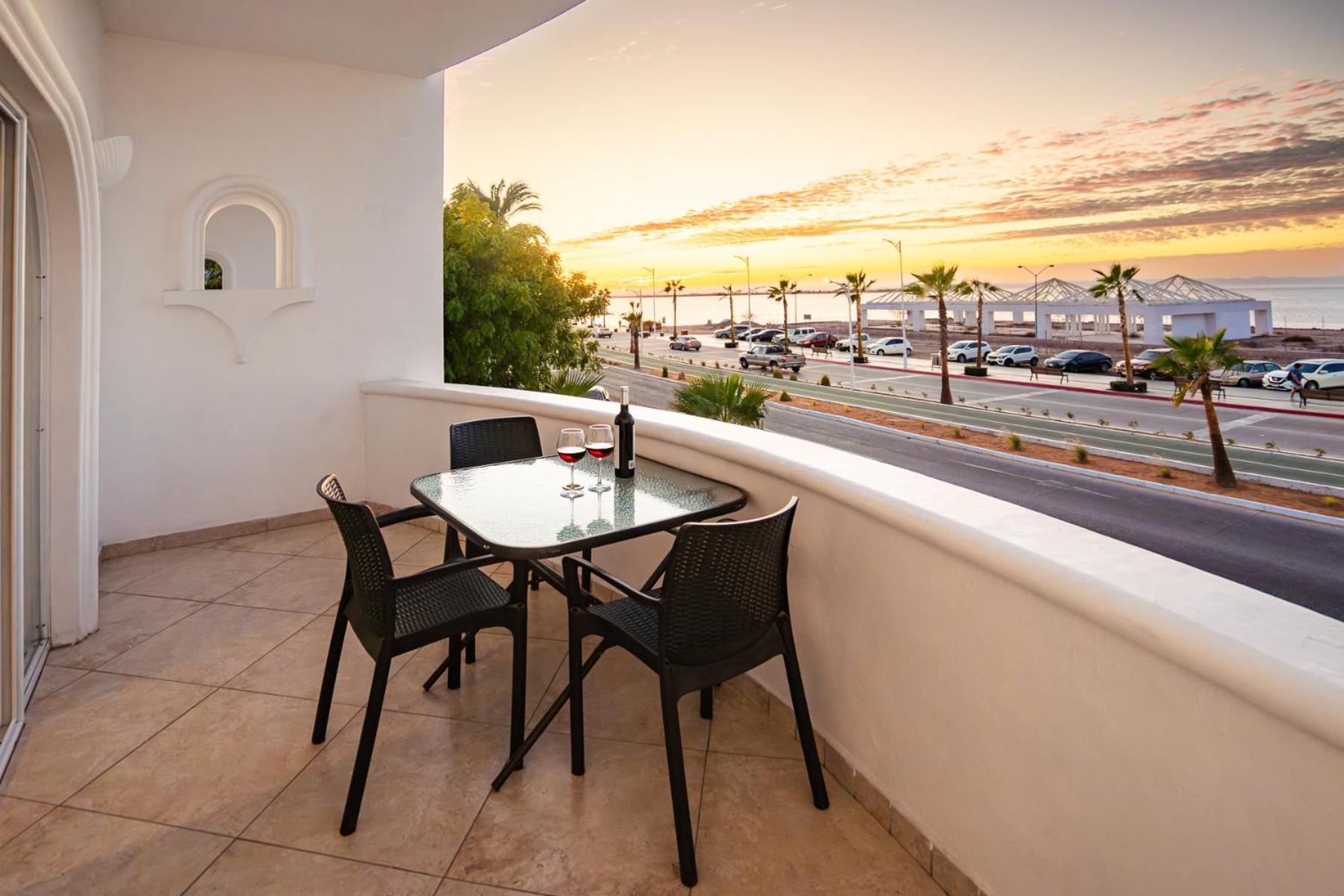 Hotel & Suites El Moro Ла Пас Екстериор снимка