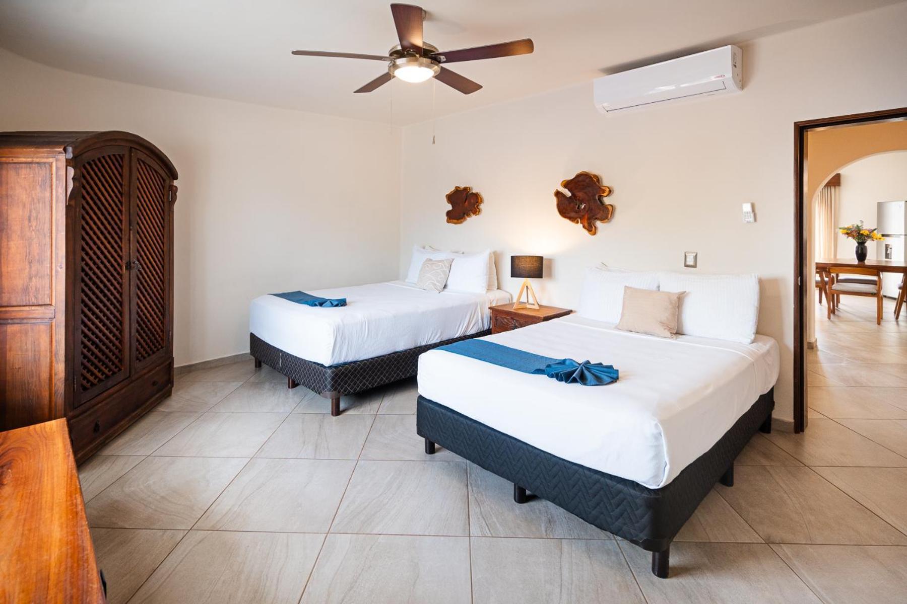 Hotel & Suites El Moro Ла Пас Екстериор снимка