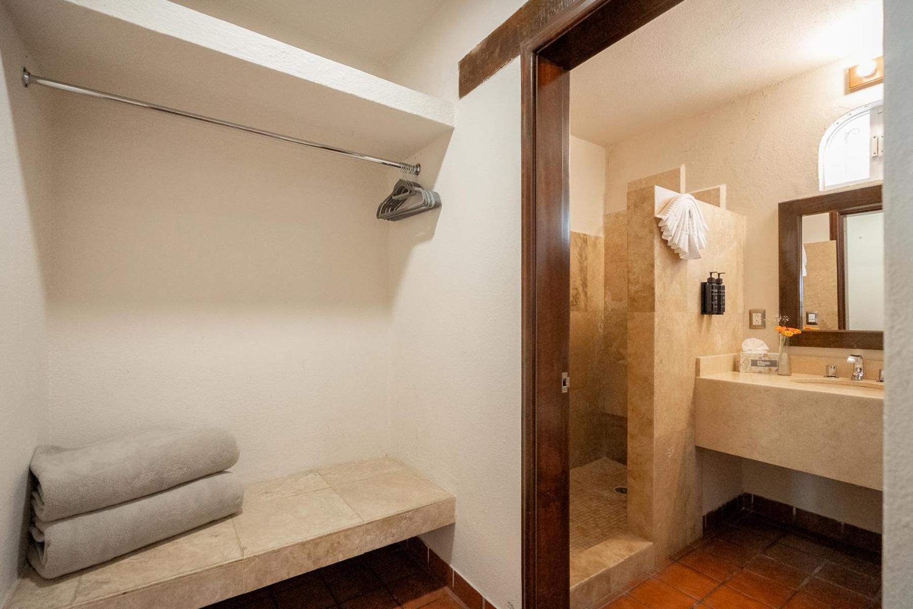 Hotel & Suites El Moro Ла Пас Екстериор снимка